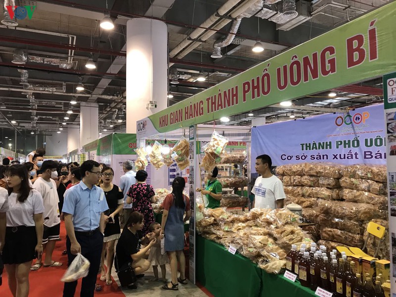 khai mac hoi cho ocop quang ninh - he 2020 hinh 1