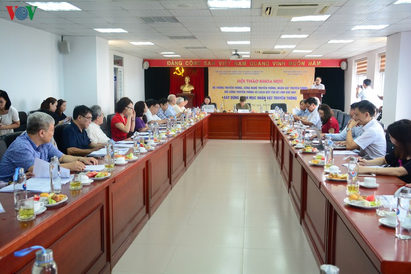 tim kiem nhan vat bao chi-truyen thong cho dia chi quoc gia viet na hinh 1