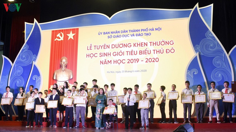 tuyen duong 509 hoc sinh gioi tieu bieu thu do nam hoc 2019-2020 hinh 1