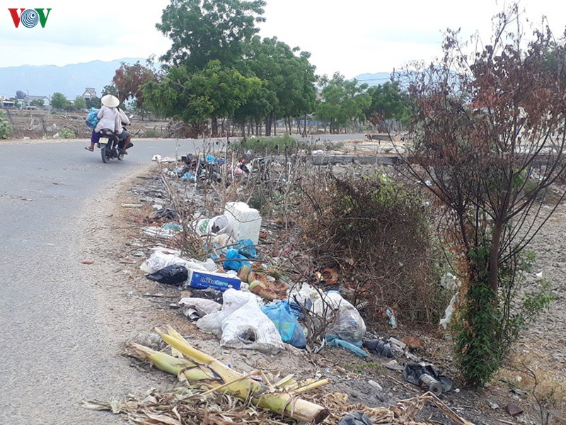 nhech nhac o mot xa dat chuan nong thon moi tai binh thuan hinh 2