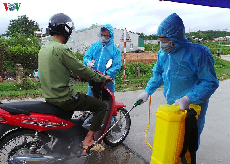 quyen bo truong bo y te lam viec voi cac tinh tay nguyen ve dich bach hau hinh 1