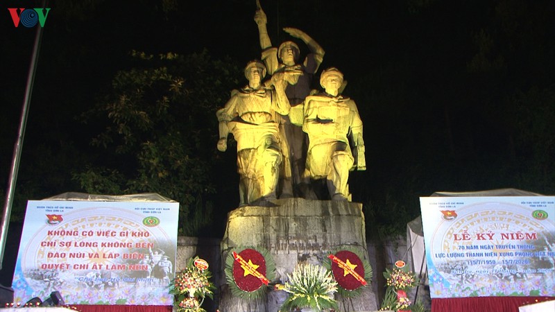 ky niem 70 nam ngay truyen thong luc luong thanh nien xung phong  hinh 2