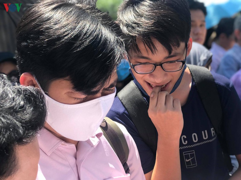 thay tro archimedes giai de thi chuyen toan khtn tai cong truong  hinh 1