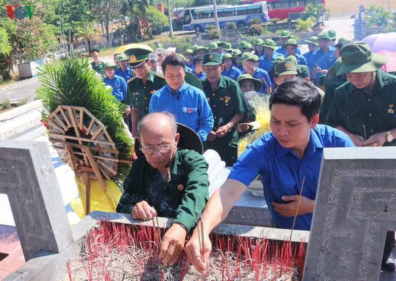 gap cac nu anh hung tren tuyen lua truong son nam xua hinh 3