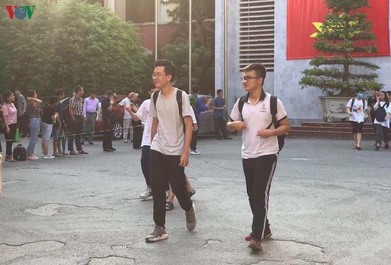 ha noi co 172 diem thi va hon 12.000 giao vien coi thi vao lop 10 hinh 1
