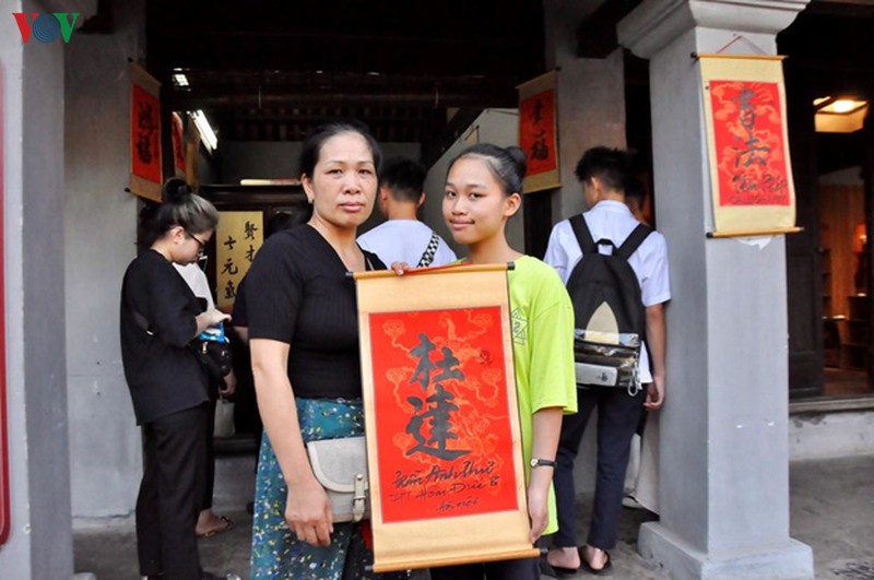 si tu truoc gio thi vao 10 tranh thu den van mieu cau may  hinh 13