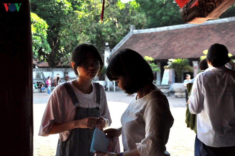 si tu truoc gio thi vao 10 tranh thu den van mieu cau may  hinh 6