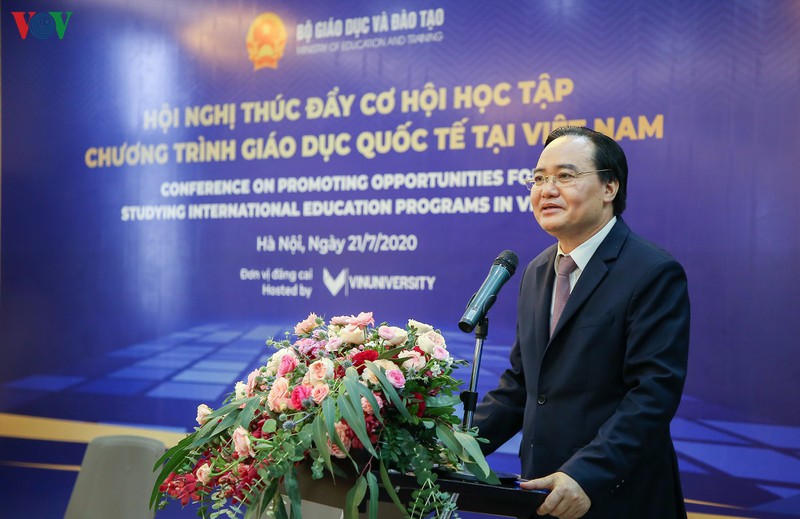 se "tuyt coi" cac chuong trinh dao tao quoc te neu khong chat luong hinh 1