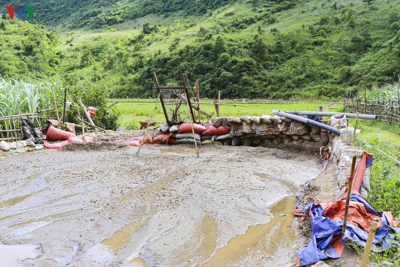 tai dien nan khai thac cat trai phep: tieng may bom bua vay buon lang hinh 11