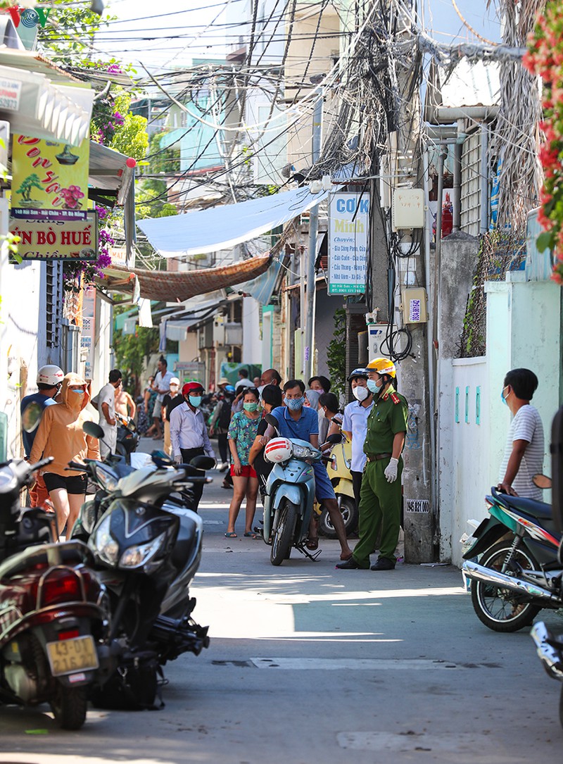 anh: dieu tra dich te, to chuc khu trung khu vuc nha bn 418 hinh 2