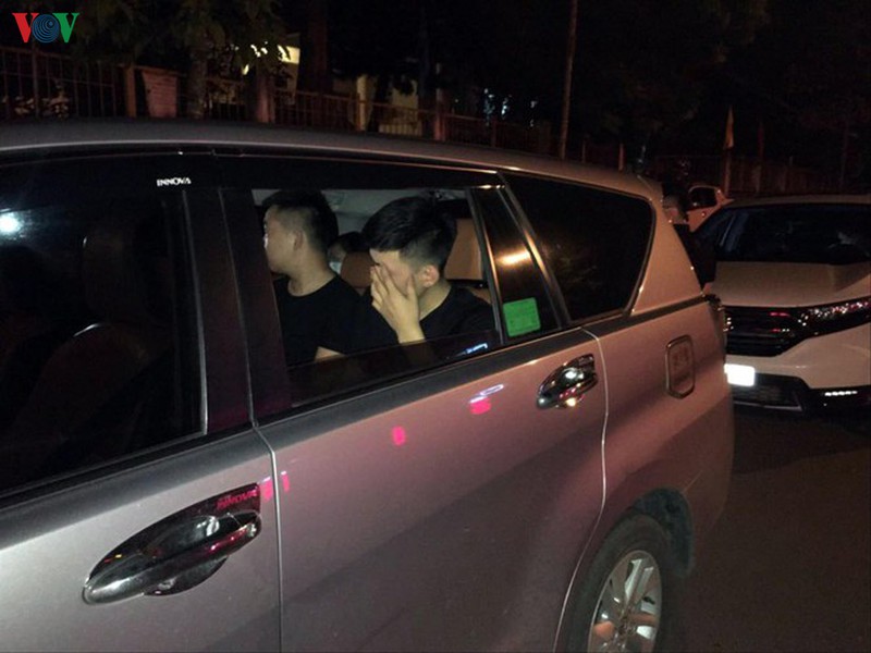 vanh dai lua chan nhap canh trai phep qua bien gioi lao cai hinh 1