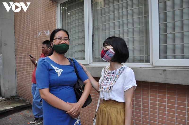 "anh mat cua co la nguon dong luc to lon khi con buoc phong thi" hinh 5