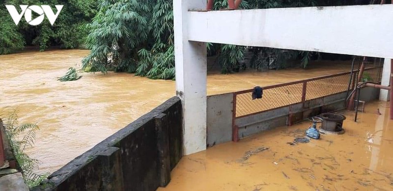 mua lu gay ngap ung, sat lo nhieu noi o lao cai hinh 1
