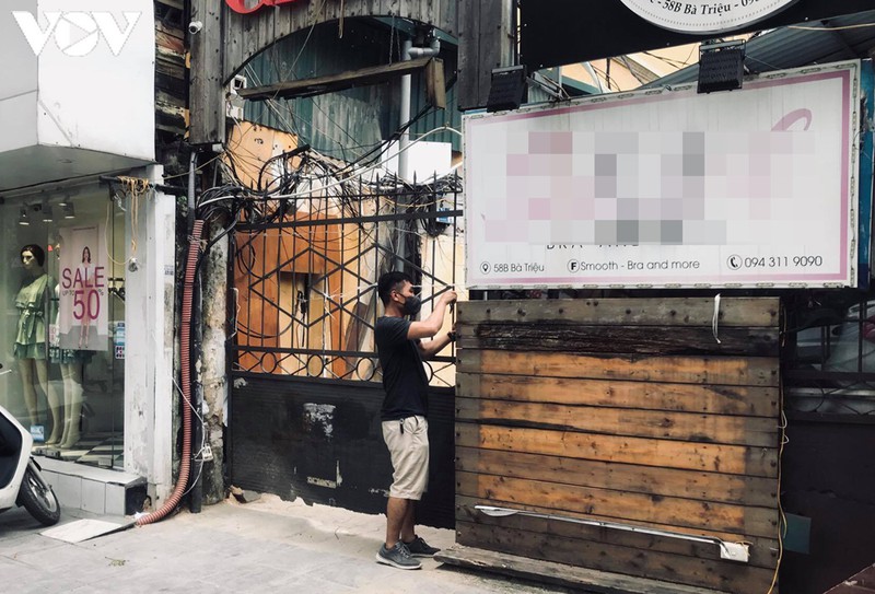 ha noi co 1 ca duong tinh voi covid-19, tung o cung phong cach ly voi bn1034 hinh 1