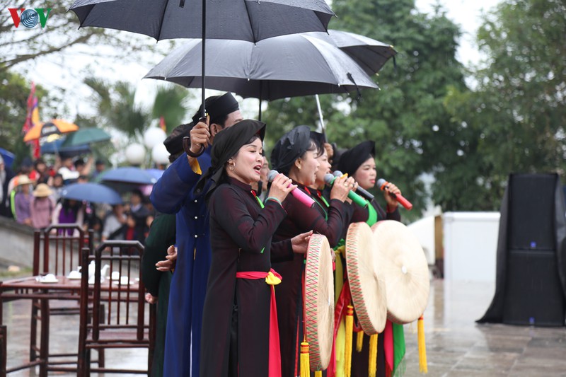 10 nam duoc unesco vinh danh: quan ho khoac tam ao moi  hinh 1