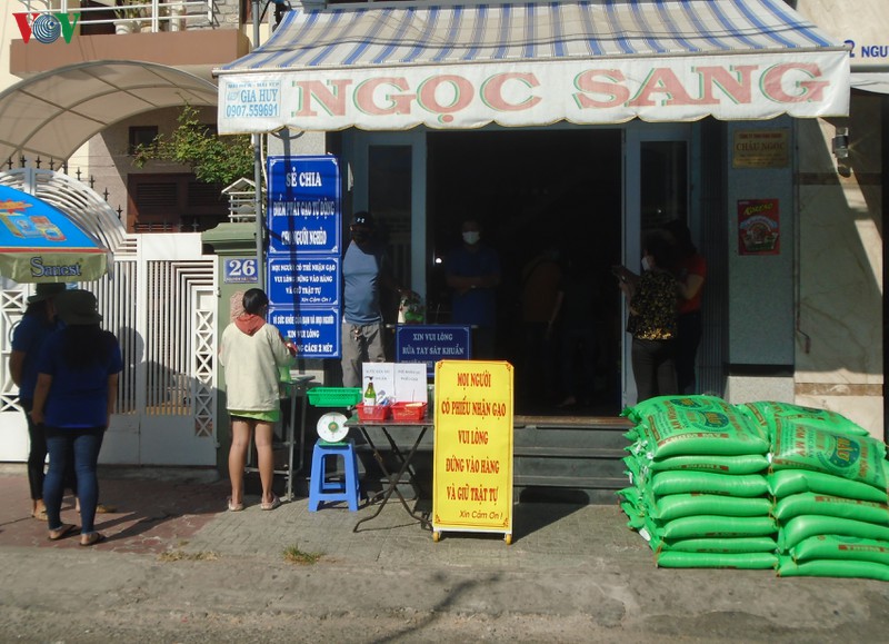 them nhung "atm gao" tiep tuc lan toa tinh than se chia hinh 2