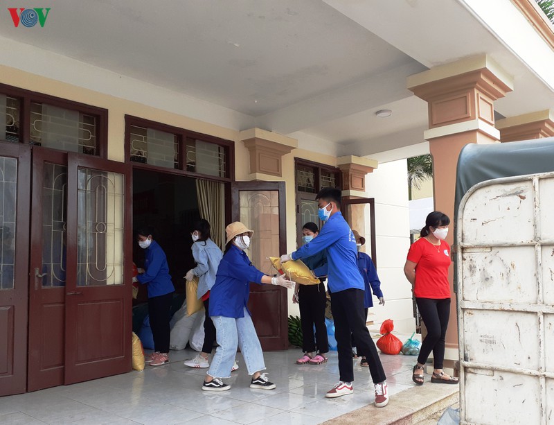 suc tre sinh vien tinh nguyen chong dich tai ha loi hinh 2