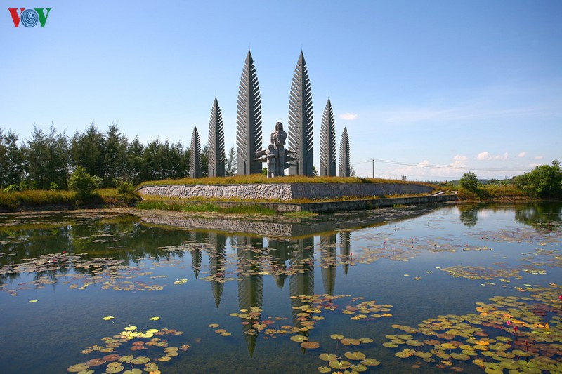 tham cau hien luong va on lai khat vong thong nhat non song hinh 2