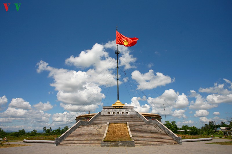 tham cau hien luong va on lai khat vong thong nhat non song hinh 9