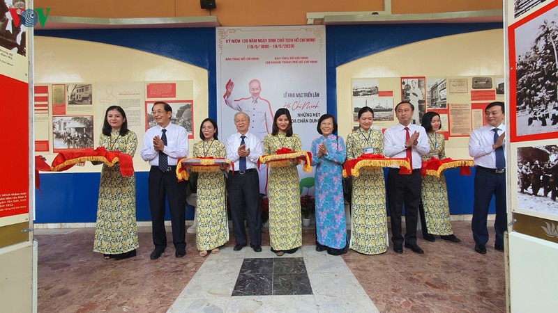 khai mac chuyen de "ho chi minh -  nhung net phac hoa chan dung" hinh 1
