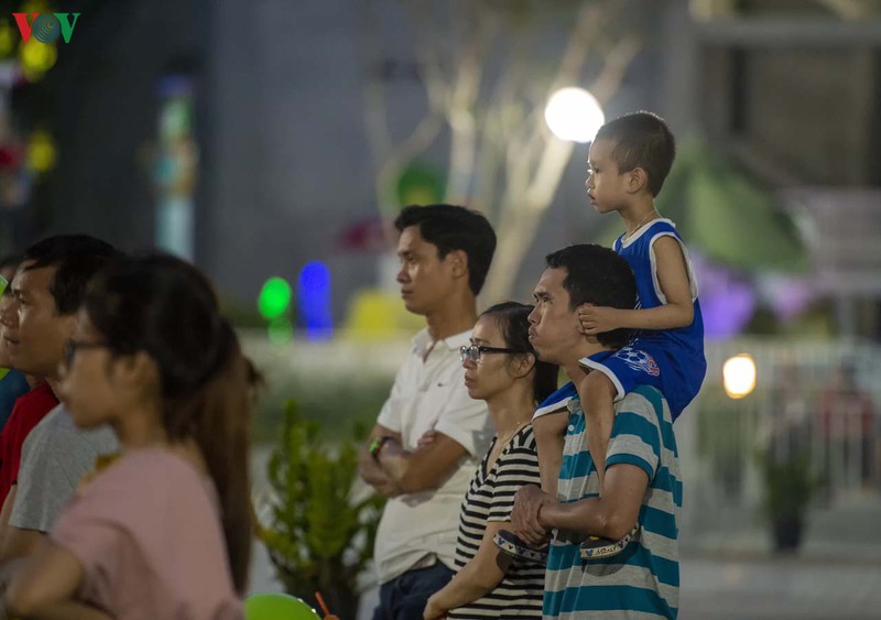 "vu dieu sac mau": ron rang quoc te thieu nhi sau mua covid-19 hinh 6