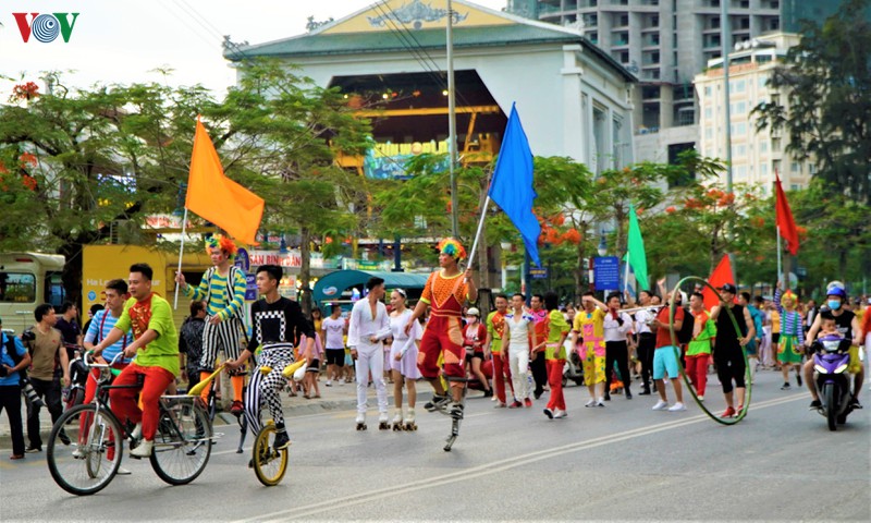  "gala xiec 3 mien 2020" lan dau dien ra tai thanh pho ha long hinh 8