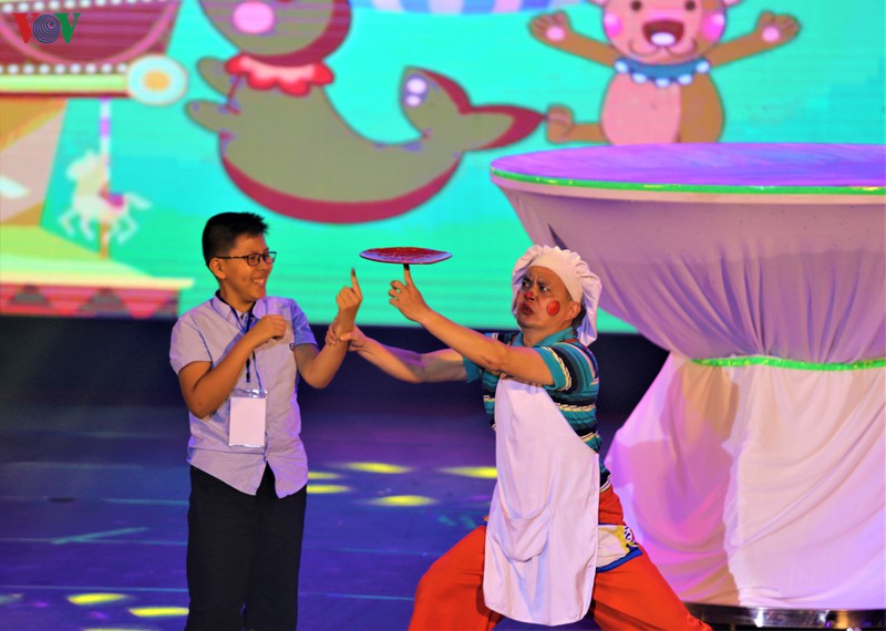  "gala xiec 3 mien 2020" lan dau dien ra tai thanh pho ha long hinh 5