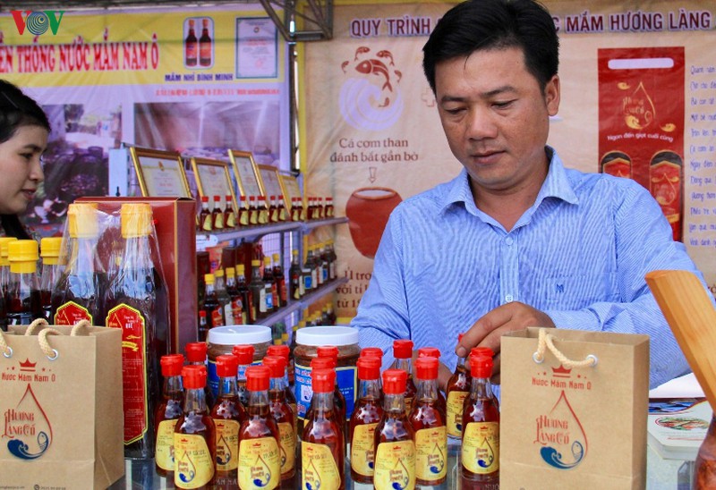 vinh danh di san van hoa phi vat the quoc gia nghe nuoc mam nam o hinh 2