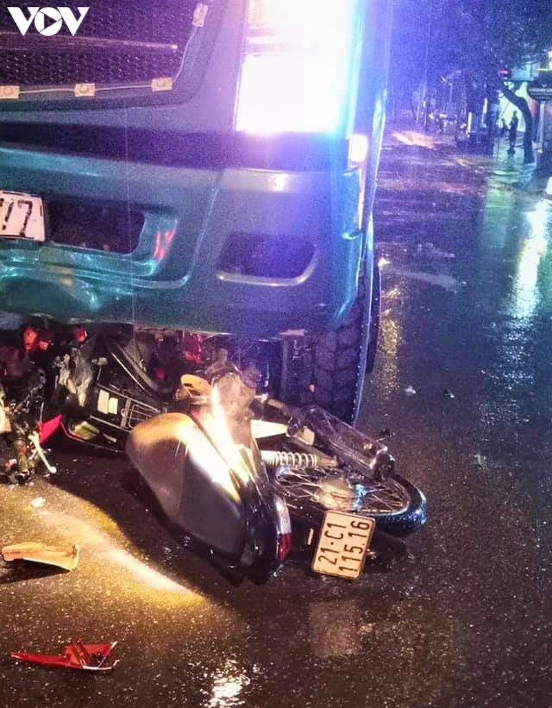 mot nguoi tu vong sau va cham voi o to o yen bai hinh 1