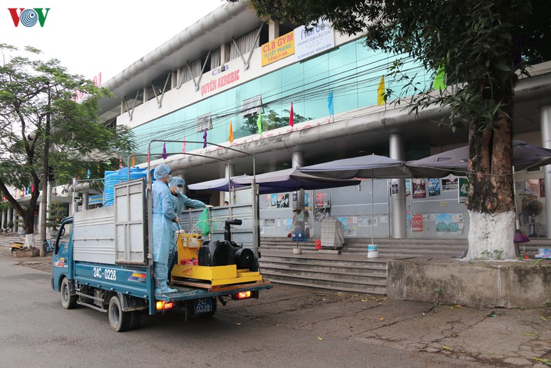 them 55 mau am tinh lien quan den 2 vo chong nguoi anh  hinh 1