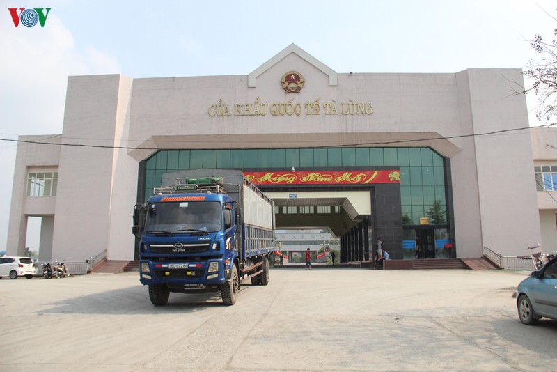 cao bang no luc day nhanh thong quan hang hoa tai cac cua khau hinh 1