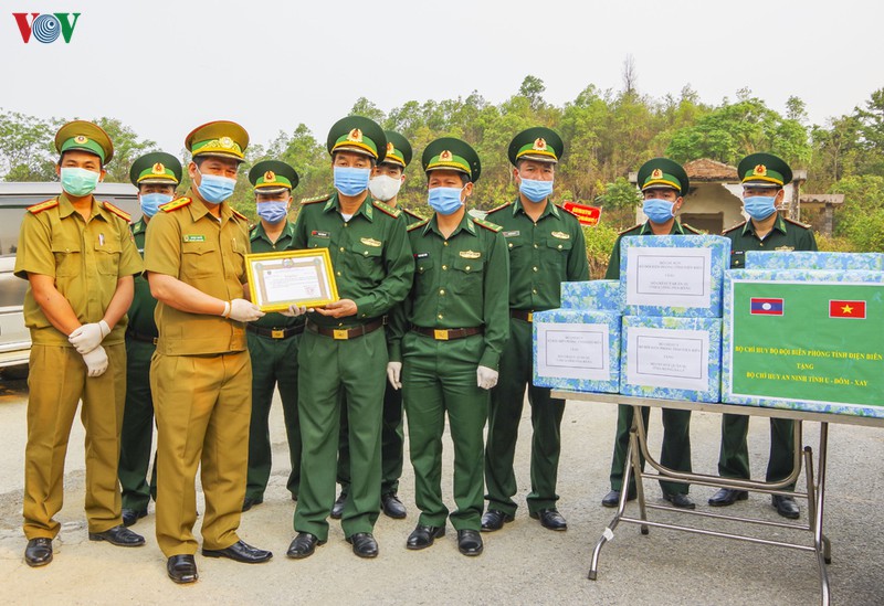 dien bien trao doi thong tin hop tac chong covid-19 voi 3 tinh bac lao hinh 1