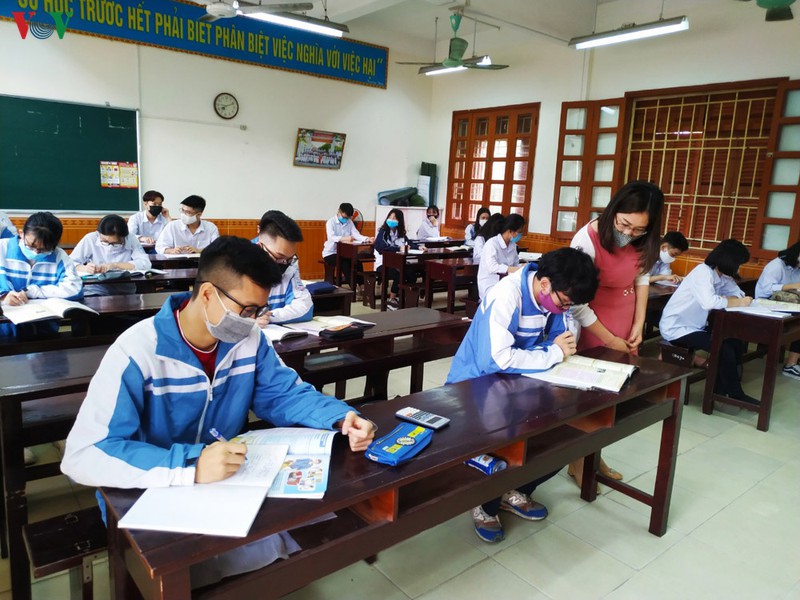 hai phong kho thuc hien yeu cau gian cach khi tat ca hoc sinh di hoc tro lai hinh 1