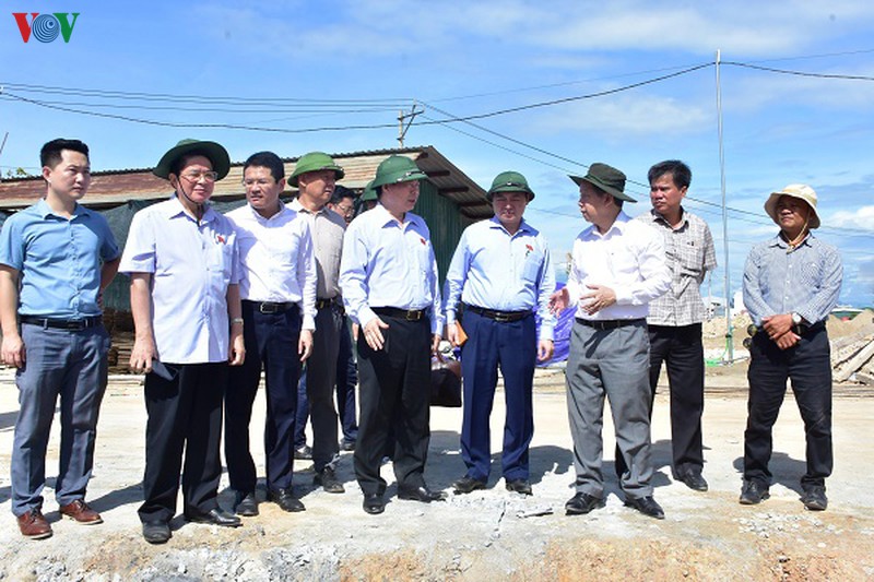 pho chu tich quoc hoi phung quoc hien lam viec voi tinh thua thien hue hinh 1