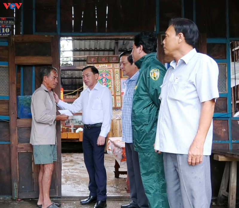 loc xoay lam sap, toc mai gan 90 can nha cua nguoi dan o bac lieu hinh 2