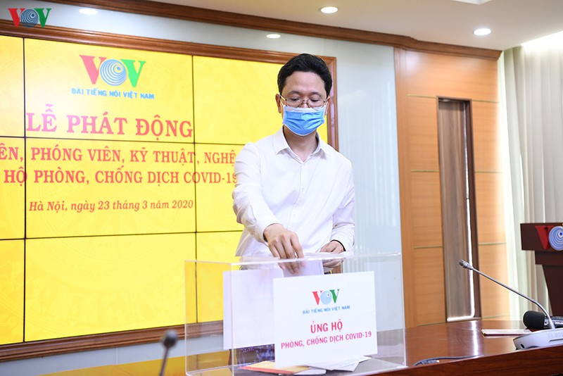 can bo, phong vien dai tnvn ung ho phong, chong dich covid-19 hinh 4