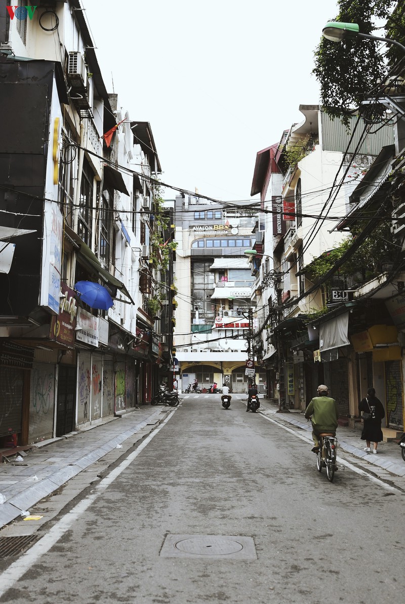 cam nhan ha noi "song cham" nhung ngay cao diem chong dich covid-19 hinh 7