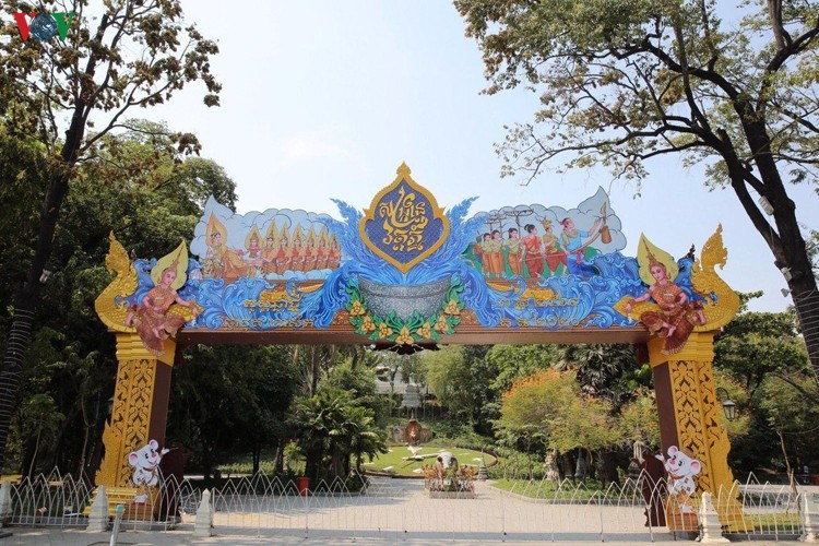 nguoi campuchia don tet chol chnam thmay giua mua dich covid-19 hinh 3