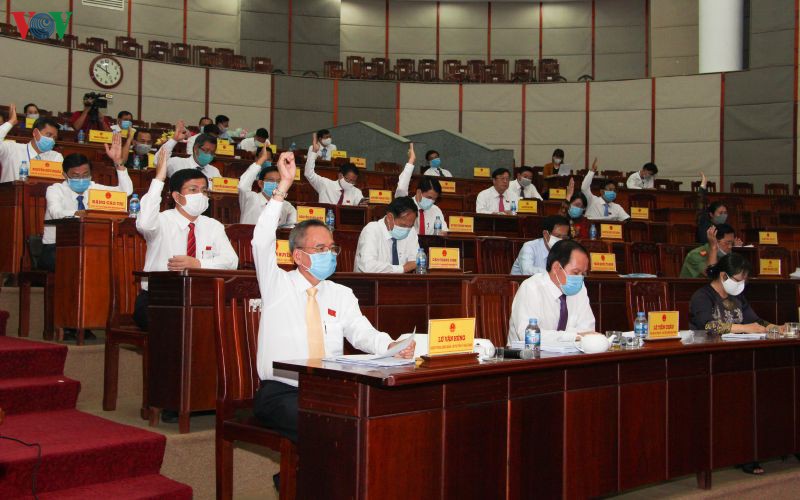 hdnd tinh hau giang hop truc truyen de phong, tranh covid-19 hinh 1