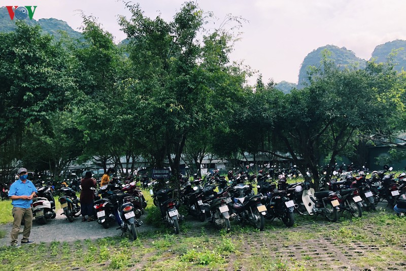 du khach do ve danh thang trang an dip nghi le 30/4 va 1/5 hinh 2