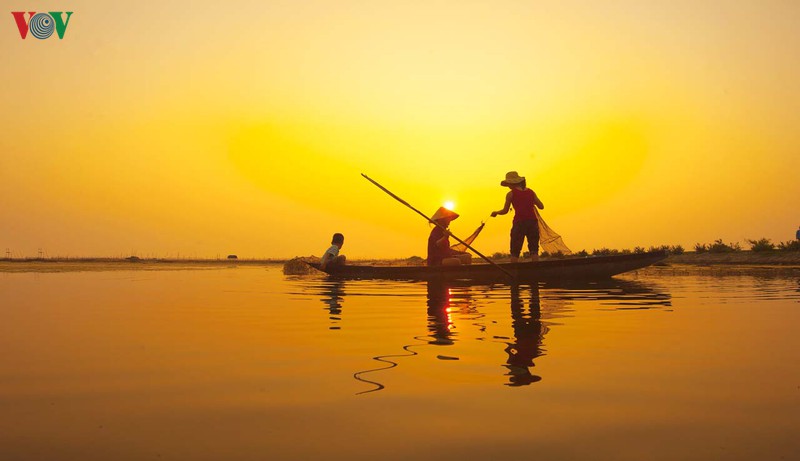 dam chuon hoang so, yen binh cua xu hue mong mo hinh 11