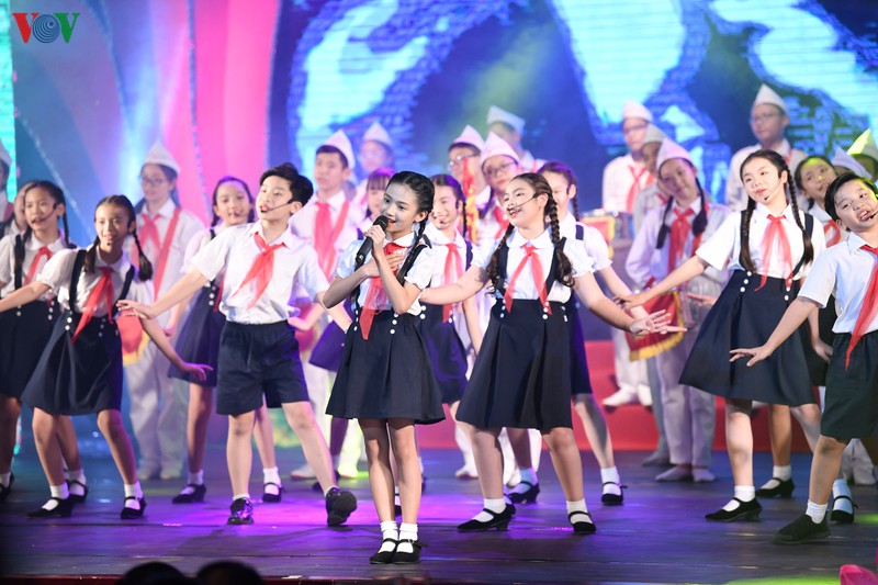 toan canh chuong trinh giao luu nghe thuat "dep nhat ten nguoi" hinh 14
