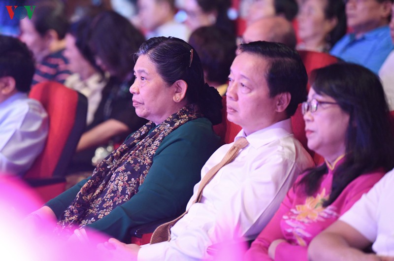 toan canh chuong trinh giao luu nghe thuat "dep nhat ten nguoi" hinh 2