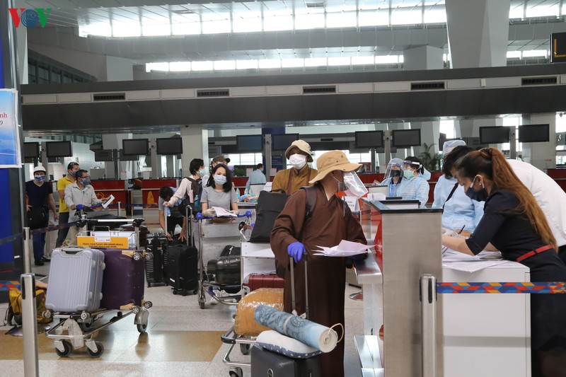 chuyen bay dac biet dua nguoi viet mac ket tai an do ve nuoc hinh 3