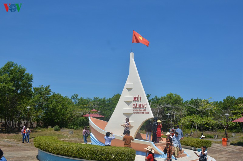 se mo tuyen du lich duong bien den nam du va phu quoc hinh 1