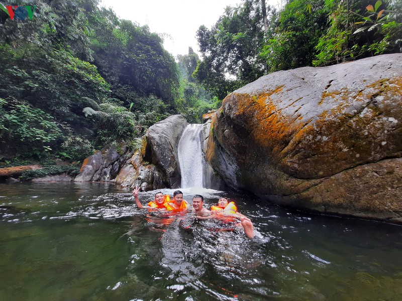 chinh phuc suoi cua tu - cung duong trekking hap dan o thai nguyen hinh 11