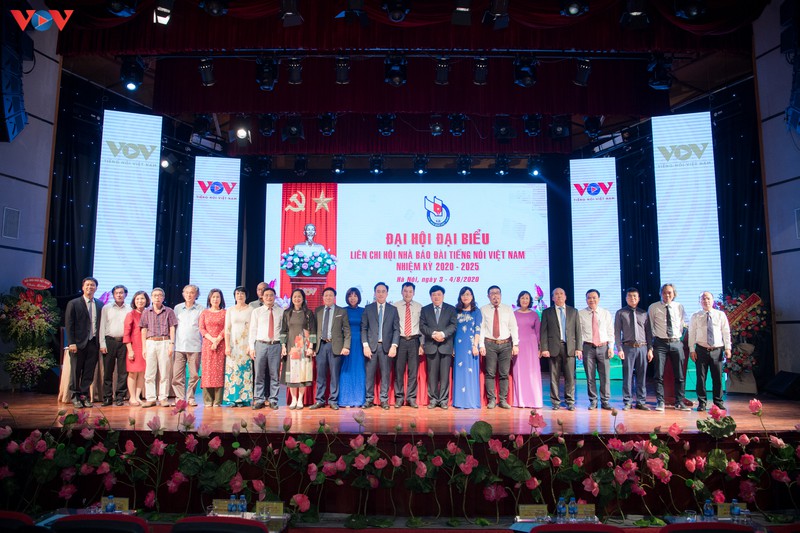 toan canh dai hoi dai bieu lien chi hoi nha bao vov nhiem ky 2020-2025 hinh 14