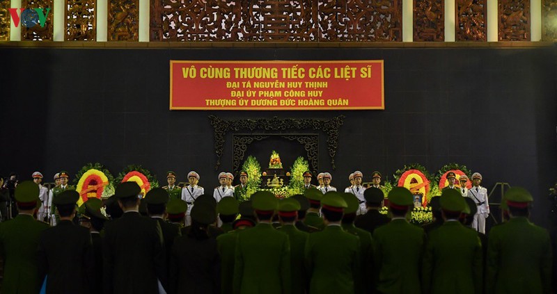 to chuc trong the le tang 3 chien si hy sinh khi lam nhiem vu tai xa dong tam hinh 2