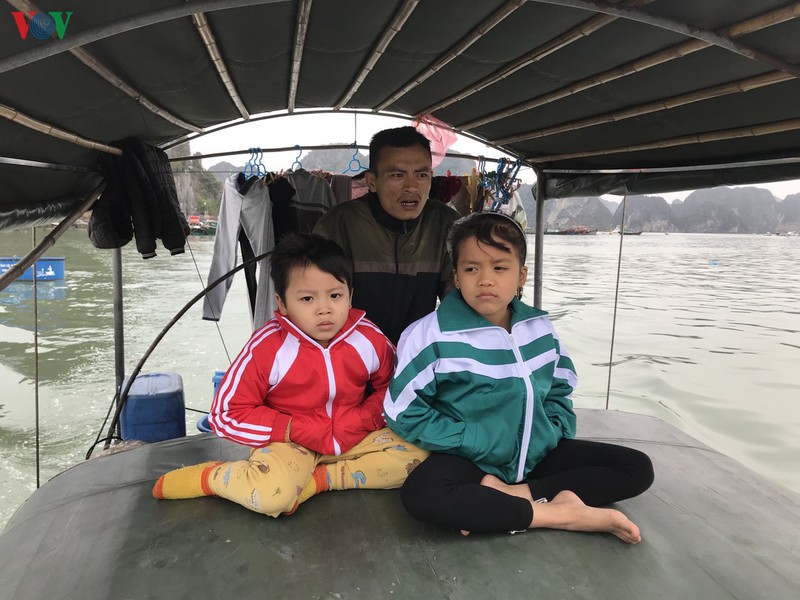 chi doan vov dong bac tham, tang qua cac gia dinh lang chai kho khan hinh 3