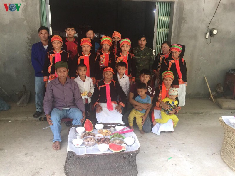 nhung ngay kieng ky trong nam cua nguoi dao o lai chau hinh 1